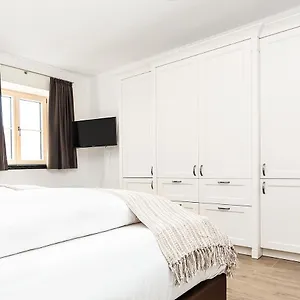  Apartment Graseck